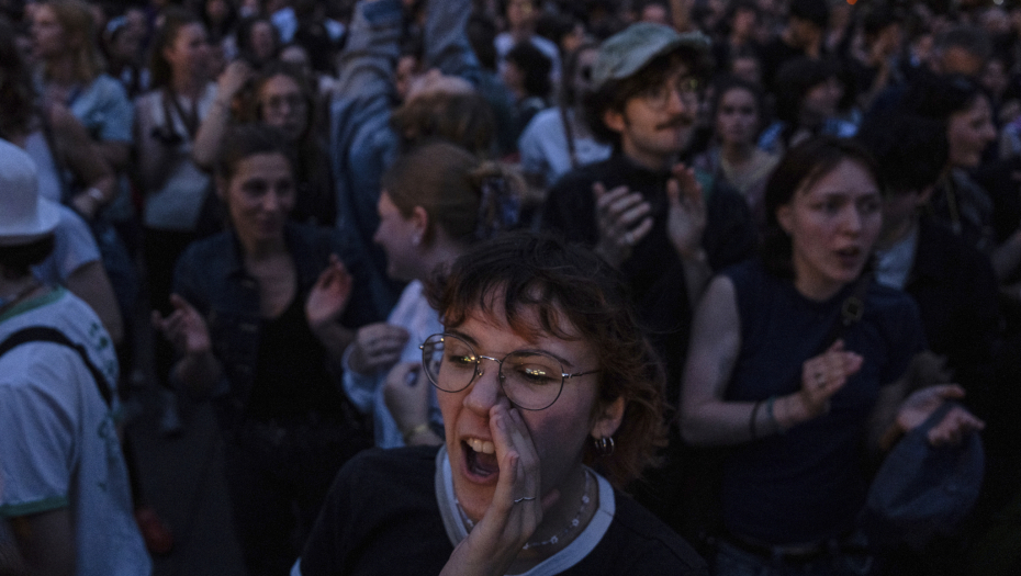 IZNENAĐENJE U FRANCUSKOJ Poznati lovac na naciste pozvao birače: Glasajte za njih