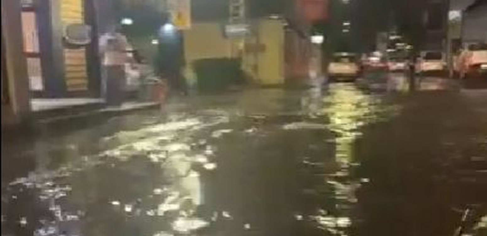 OVAJ GRAD JE REKORDER SINOĆNOG NEVREMENA Palo najviše kiše u celoj Srbiji, RHMZ upalio najviši stepen upozorenja