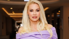 SKINULA SE NATAŠA BEKVALAC! Pokazala brutalno telo u petoj deceniji, svi pričaju o njenoj tetovaži na intimnom mestu!