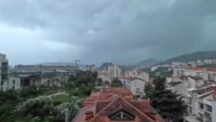 POJAVIO SE NOVI SNIMAK NEVREMENA U CRNOJ GORI: Sav haos je stao u svega nekoliko sekundi (VIDEO)