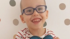 MALI VUK IMA NAJTEŽI OBLIK CEREBRALNE PARALIZE: Mi smo njegova nada, pomozimo mu da prohoda!