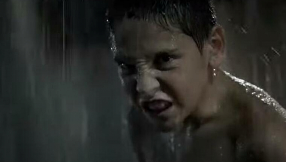 PRETUŽAN KRAJ DEČAKA IZ BOSNE KOJEG SU ODGAJALI VUKOVI Hodao je četvoronoške, "izgledao kao da dolazi iz nekog drugog sveta"