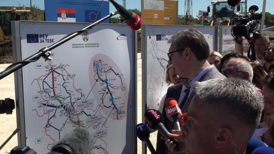 VUČIĆ POSLE POSETE NIŠU "Menjamo lice Srbije, pravimo drugačiju, moderniju, bogatiju Srbiju" (VIDEO)
