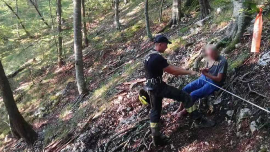 HEROJSKI PODVIG EKIPE SPASILACA Muškarac se razdvojo prilikom šetnje sa ženom, pa nestao! Oni su hitno odreagovali (FOTO)