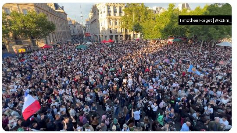 HAOS I SLAVLJE NA ULICAMA FRANCUSKE! Pogledajte šta radi narod! Zvižduci za Bardelu, ali kliču NJEGOVO IME! (VIDEO)