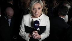 SPASAVANJE REDOVA MAKRONA Le Pen i desničari pred sudom, prete im kaznama od 10 godina robije!