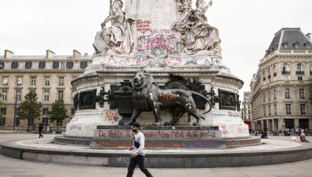 FRANCUSKA KREĆE U ISKOPAVANJE LITIJUMA Otvara se rudnik u Overnju, projekat od "velikog nacionalnog značaja" hitno usvojen