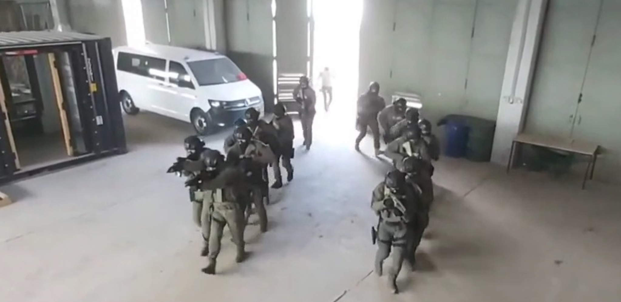 UHAPŠENA TROJICA "KAVČANA" ZBOG UBISTVA IGORA MANČIĆA Velika akcija policije u Piranu, grad bio zatvoren zbog opasnosti