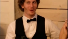 DEVERUŠA IZULA MLADOŽENJU IZ CIPELA Kada mu je pokazala fotografiju mlade, nastao je cirkus! (VIDEO)