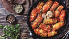 LETNJA SARMA ZA PRAVE GURMANE Osvaja na prvi zalogaj, a držaće vas dugo sitim