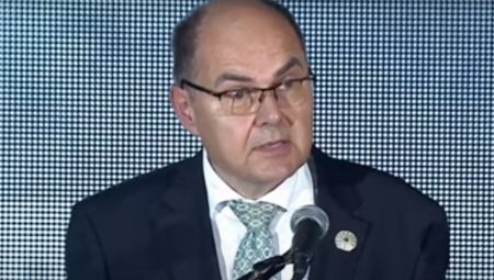 VUČIĆ ODGOVORIO ŠMITU NA NJEGOVO SRAMNO POTPALJIVANJE VATRE "Inteligentan je on..."