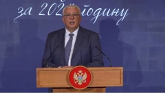 Mandić čestitao Dan srpskog jedinstva, slobode i nacionalne zastave