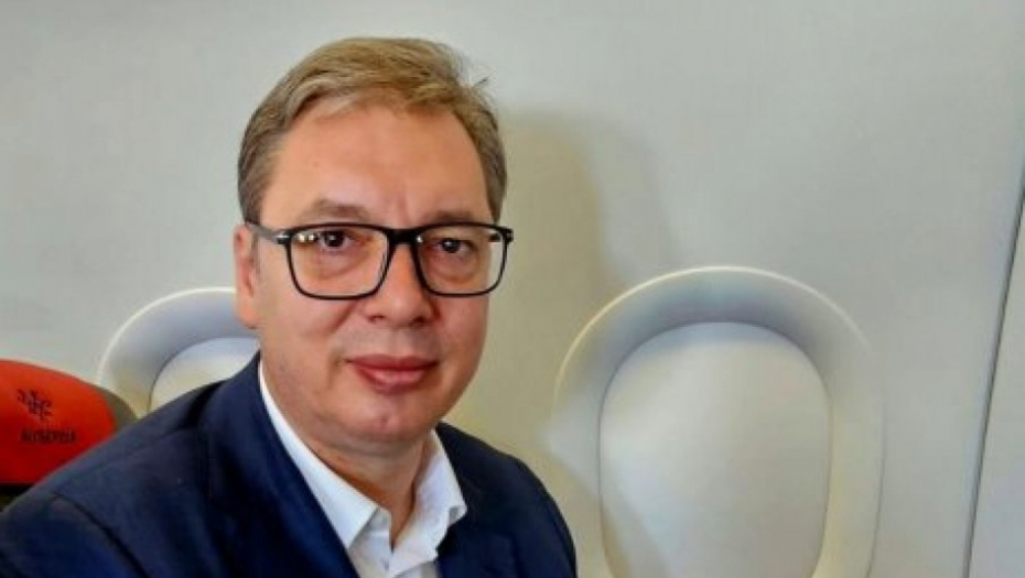 PREDSEDNIK VUČIĆ NA LETU ZA EGIPAT Obratio se mladima Srbije i poručio samo jedno (VIDEO)