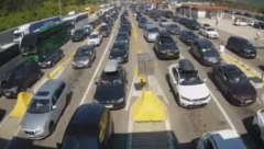 PAO SISTEM NA EVZONIJU, KOLAPS NA PUTU DO MORA! Ogromne gužve ka Grčkoj - kolonama nema kraja