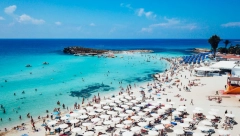 JEDAN PLATI, DRUGI GRATIS AVIONSKA KARTA Spakujte se i otputujte na najpopularniju destinaciju ovog leta po LAST MINUTE cenama!