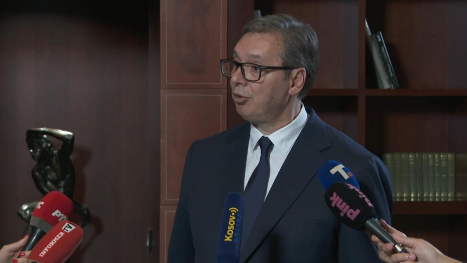 "LUDILU KRAJA NEMA" Vučić o Salkićevim rečima - To su ljudi koji kažu da je Srbija do sada 4 genocida počinila nad njima, ni manje ni više!