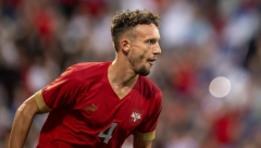 "DELIJE" POMAŽU PORODICAMA NA KOSOVU Erakovićev dres na aukciji, evo kako možete da licitirate i pomognete (FOTO)