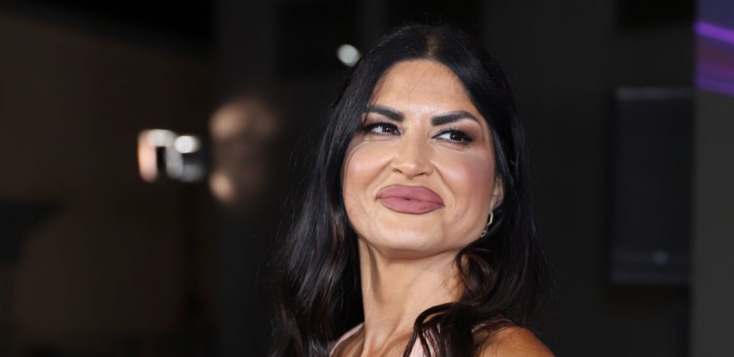 ŠOK FOTKE JELENE MARINKOVIĆ IZ PROŠLOSTI Ovako je Ivanova supruga nekada izgledala, potpuno neprepoznatljiva!