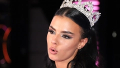 SKINULA ME JE GOLU, TEŠKO SAM PODNELA! Anita obelodanila strašne stvari u javnost, ništa više neće biti isto