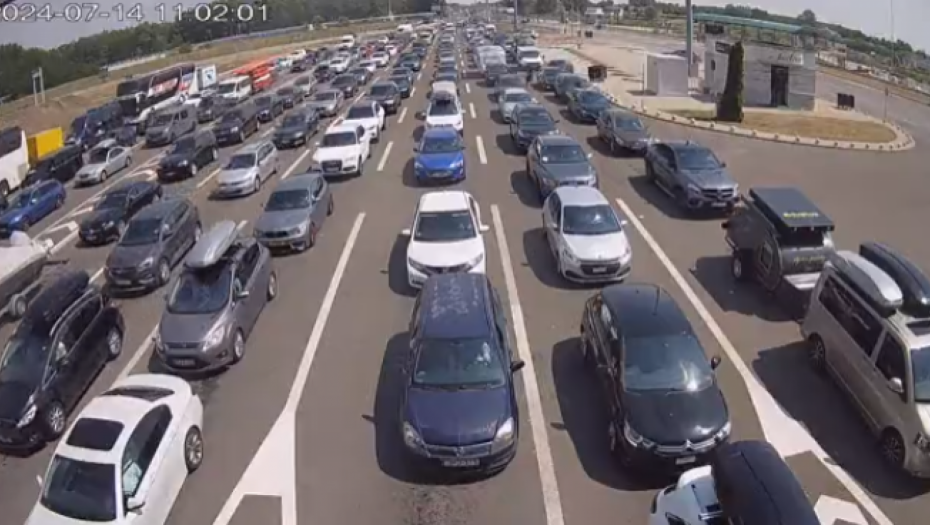 KO JE PREŠAO DRŽAVNU GRANICU, NI PAKAO MU NEĆE TEŠKO PASTI! Kolonama se ne nazire kraj, evo GDE je najkritičnije! (FOTO)