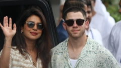 KADA NE ZNATE ŠTA DA OBUČETE, IZABERITE KOMPLET Prijanka Čopra je predstavila model koji je čista desetka, automatski zapalila mreže!