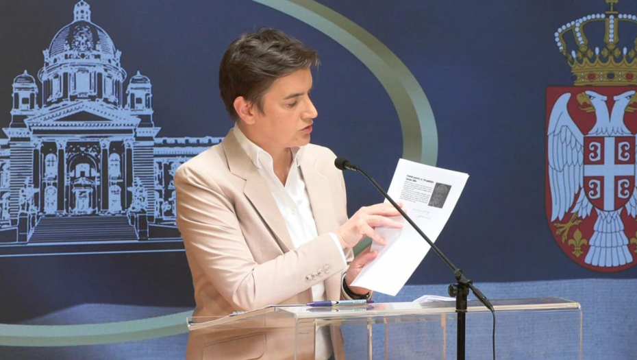 SPOMENIK SU SEBI NAPRAVILI OVIM PREDLOGOM ZAKONA! Brnabić: Teško će ovu opoziciju neko nekad nadmašiti