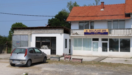 ŽENA UPOZORILA NA SUMNJIVOG MUŠKARCA: Novi detalji ubistva policajca u Loznici!