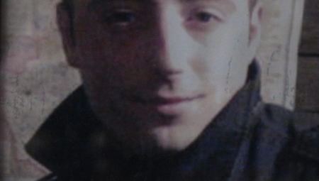 SAOBRAĆAJNOG POLICAJCA PREGAZIO BAHATI VOZAČ Zločin mu se posle pucnjave obio o glavu