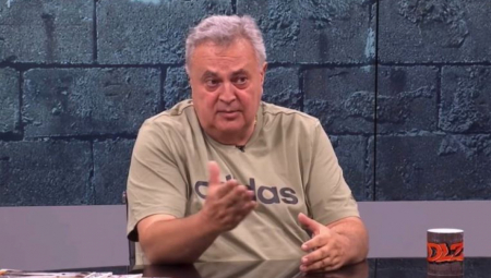 ČOVEK KOJI JE PREDLAGAO DA SE PREDSEDNIKOV SIN TUŠIRA URANIJUMOM JEDAN OD GOVORNIKA NA PROTESTIMA PROTIV LITIJUMA Sad je sve jasno
