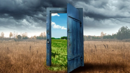 KROZ KOJA VRATA BISTE NAJRADIJE VOLELI DA PROĐETE ? Izaberite jedna i saznajte da li ste buntovnik ili neizlečivi optimista!