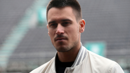 "ČUJEM KAKO ŽIVIM OD SLAVE I NOVCA MOG BRATA I DA MI JE TO JEDINO ZANIMANJE" Đorđe Đoković progovorio o svojoj karijeri