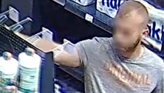 SRBIN (22) KOJI NASMRT IZBO NOŽEM DIZAJNERA ROLS ROJSA, NA ISPITIVANJU ŠOKIRAO ISTRAŽITELJE Evo šta je ispričao