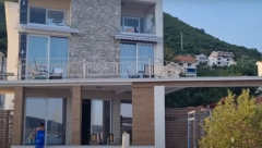 PEVAČ OSTAJE BEZ VILE OD DVA MILIONA EVRA Otkrio sve detalje: Živeću na brodu...