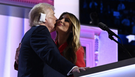 MELANIJA TRAMP IMA SVOJ CENOVNIK! Naplaćuje pojavljivanje na skupovima svog supruga: Za jedan dolazak dobila 237.500 dolara