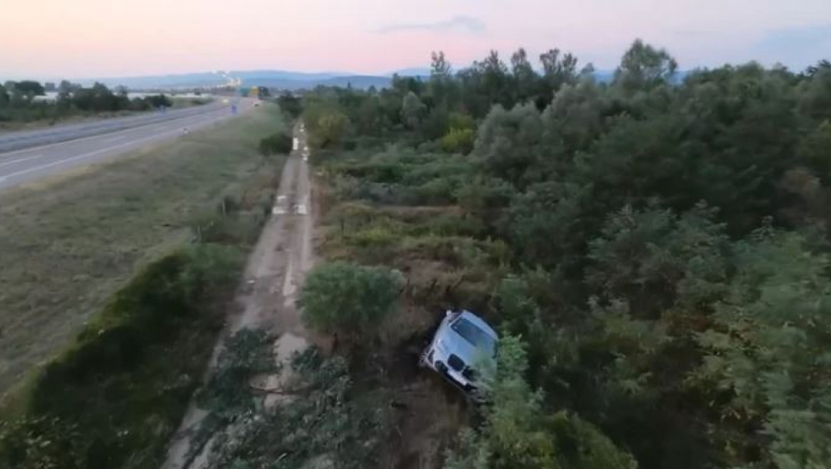 UŽAS KOD PREŠEVA! BMW LETEO 30 METARA: Očevidac otkriva šta se desilo! (FOTO)