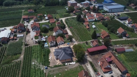 ZBOG JAKOG NEVREMENA U JEDNOJ SRPSKOJ OPŠTINI PROGLAŠENA VANREDNA SITUACIJA Voda se izlila u domaćinstva, poplavljeni podrumi