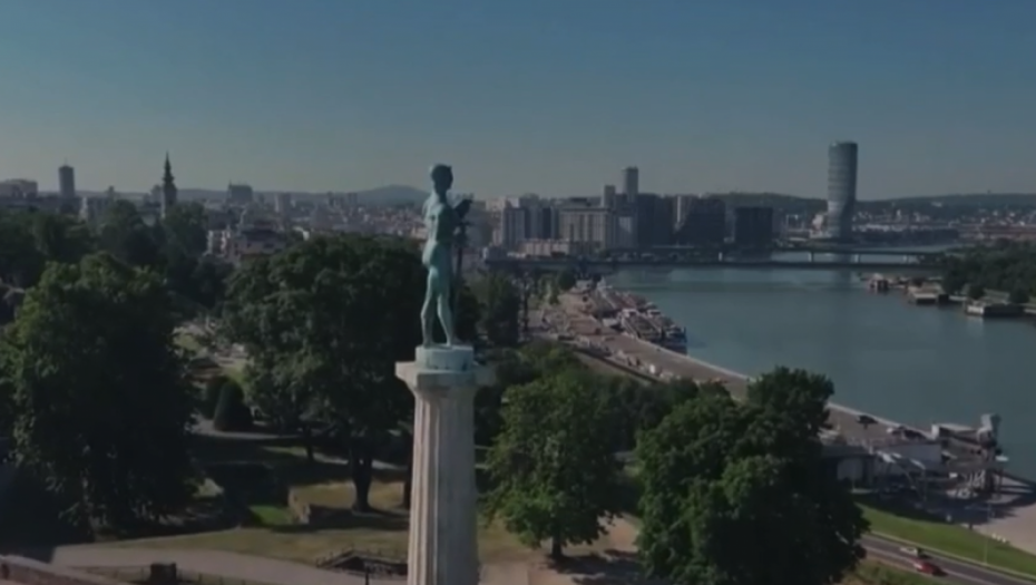 BLISTA METROPOLA OKUPANA SUNCEM: Opoziciona TV Nova objavila predivan snimak Beograda na vodi!