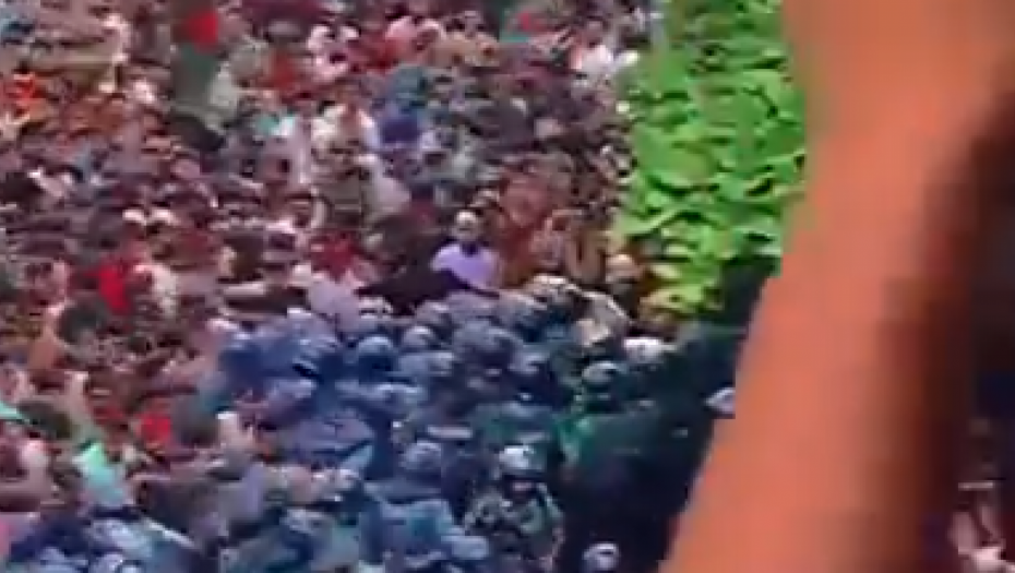 VOJSKA NA ULICAMA POSLE KRVOPROLIĆA Doneta je nova odluka posle pogibije STOTINE LJUDI
