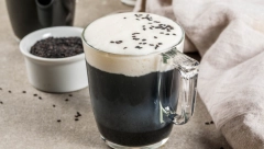 NAPRAVITE DOMAĆI SOK OD ARONIJE Kako se veruje, popravlja krvnu sliku odmah