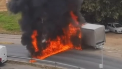 KARAMBOL POSLE SUDARA KAMIONA i AUTOBUSA U TEMERINU Nastao zastoj saobraćaja