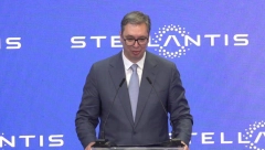 "HOĆEMO DA IMAMO I NASLEDNIKE PANDE" Predsednik Vučić se obratio u Kragujevcu: Za 5 godina u Evropi neće točiti benzin i dizel, voziće se električni automobili  (VIDEO)