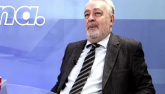 KRIVOKAPIĆ OSUO PALJBU NA SVOG "EKSPERTA" ZBOG REKONSTRUKCIJE VLADE: Singapur je imao samo 4 ministarstva...