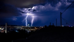 POTOP U SRBIJI BAŠ NA PETAK 13! Vazduh sa Severnog pola donosi sa sobom strašno olujno nevreme, a krajem godine sibirska zima!