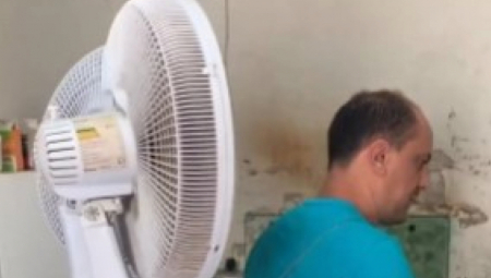 KUVATE RUČAK PO OVIM VRUĆINAMA? Jedan čovek je otkrio genijalno rešenje za hlađenje, bravo kralju! (VIDEO)