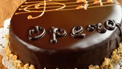 OPERA TORTA Francuska čokoladna poslastica sa kafom koja miriše na ljubav