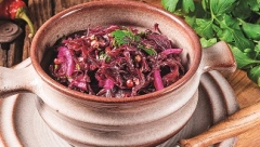 SOČNA SALATA SA KUPUSOM I SUSAMOM Recept pevačice Tanje Savić koji uspeva baš svima