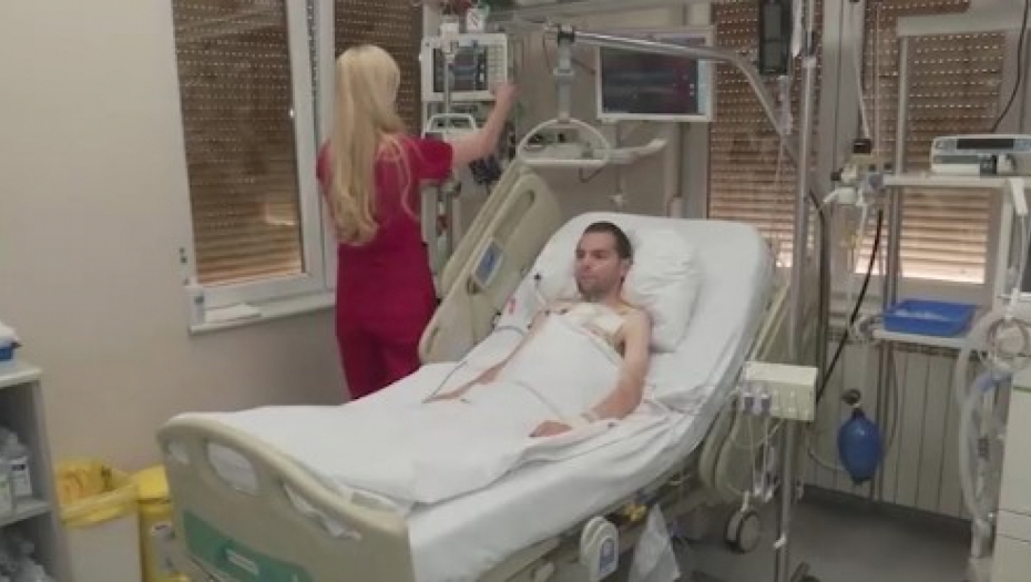 NIKOLA PREKINUO VERIDBU, A ONDA MU JEDAN POZIV PROMENIO SVE: 15 meseci nakon što su mu spasili život, dirljivim gestom oduševio doktore u Kliničkom