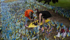 UKRAJINCIMA PRETI NESTAJANJE! Rat uzima maha, populacija smanjena za četvrtinu!