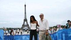 SERIJSKI PRELJUBNIK U PARIZU SA 30 GODINA MLAĐOM Slomio srce najlepšoj ženi sveta, sad ljubi onu što može ćerka da mu bude