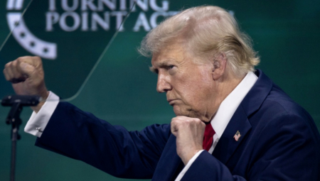 NOVI TOK ISTRAGE O PUCNJAVI Tramp ide u FBI